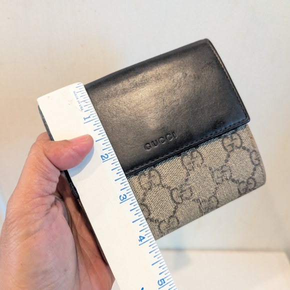 Gucci Black and Beige Wallet - Picture 11 of 12
